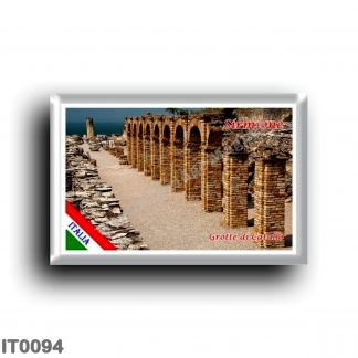 IT0094 Europe - Italy - Lake Garda - Sirmione (flag) - Grotte di Catullo