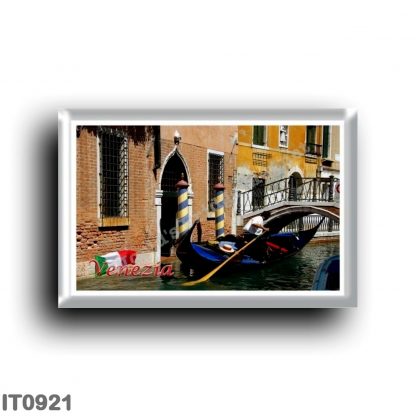 IT0921 Europe - Italy - Venice - Gondola