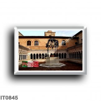IT0845 Europe - Italy - Umbria - Foligno - Cloister of the abbey of Sassovivo